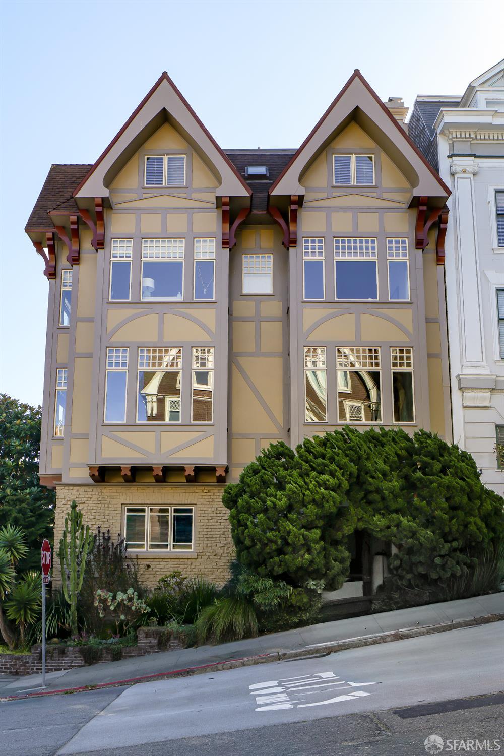 2670 Pierce Street - Main photo