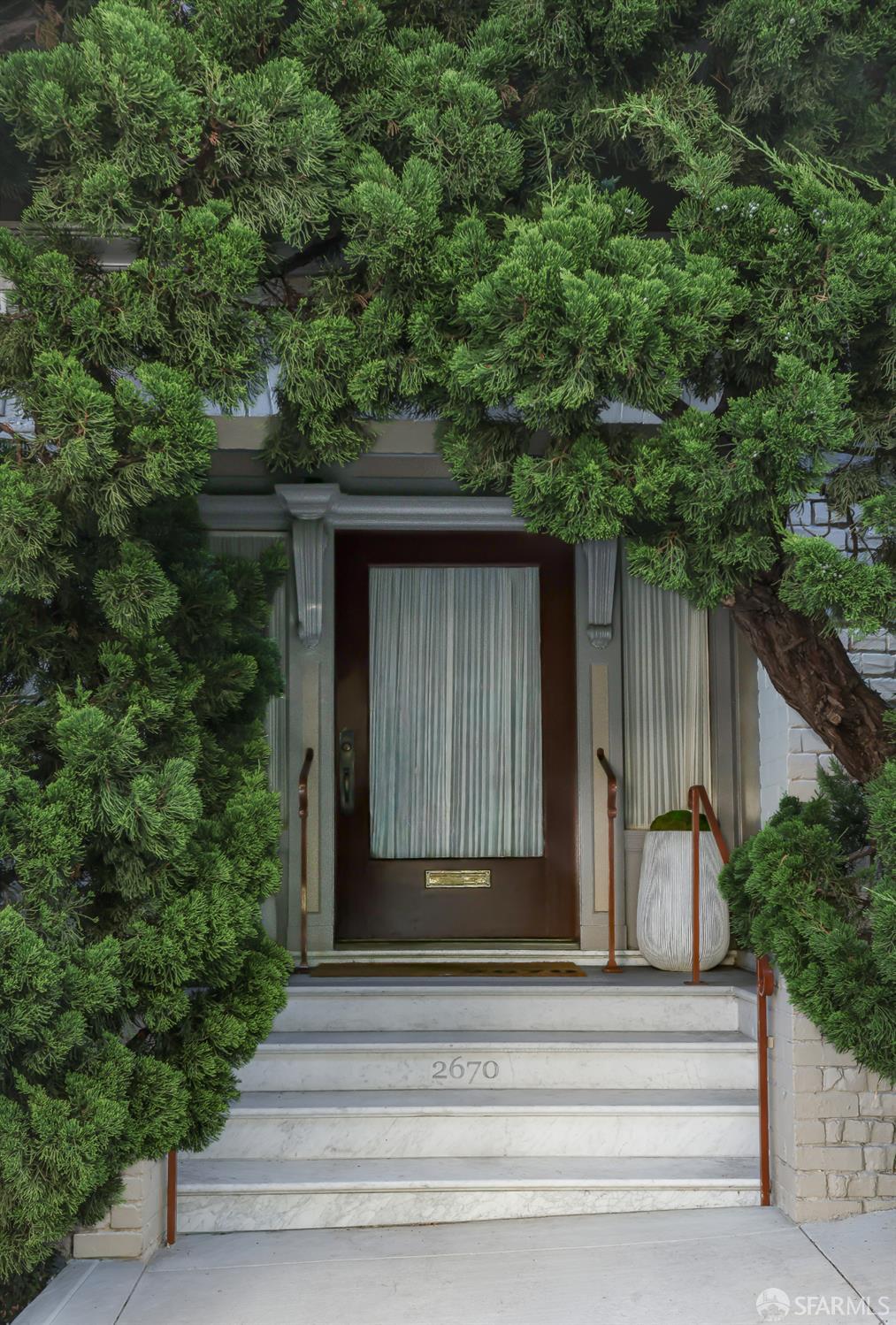 2670 Pierce Street - Photo 2