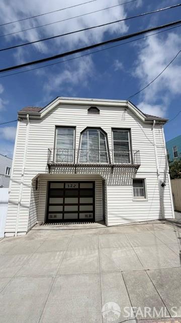 122 Theresa Street - Photo 2