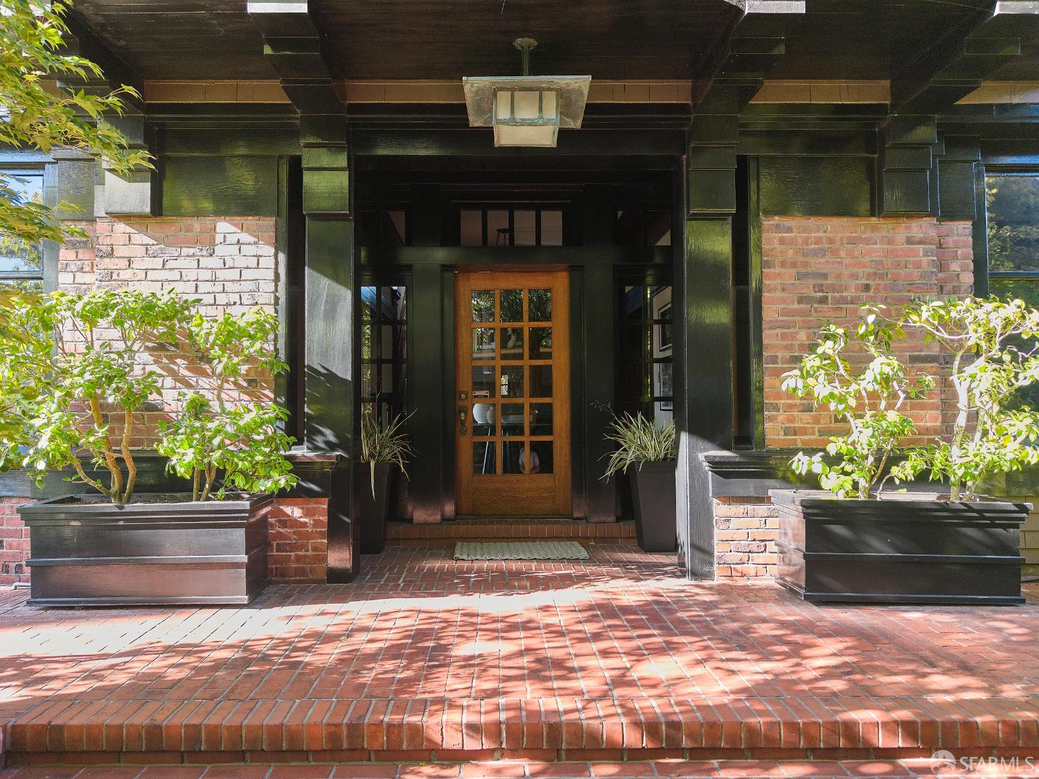 2 6th Avenue - Photo 2