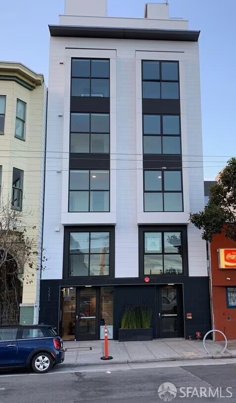 1532 Howard Street - Main photo