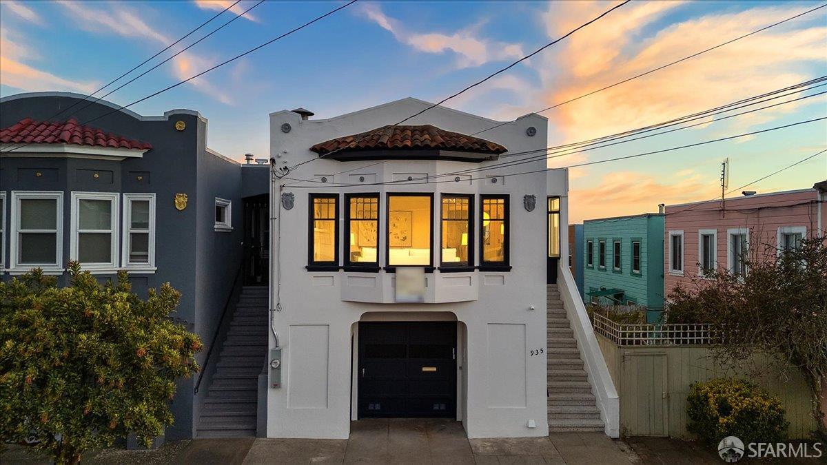 935 Rivera Street - Photo 4