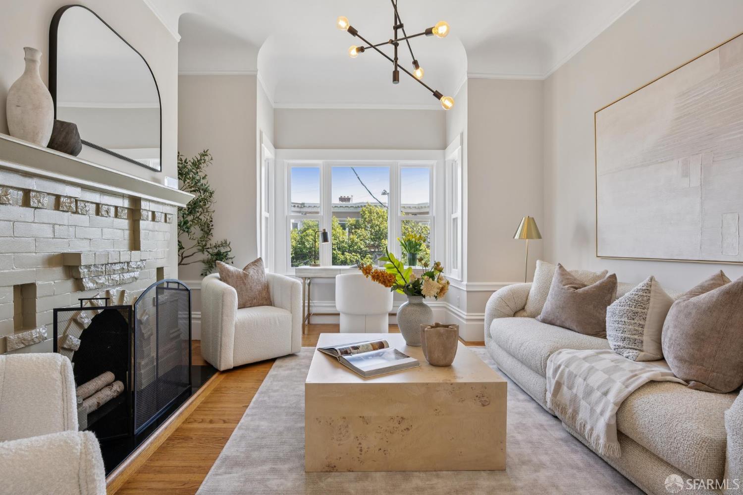 388 Noe Street - Photo 2