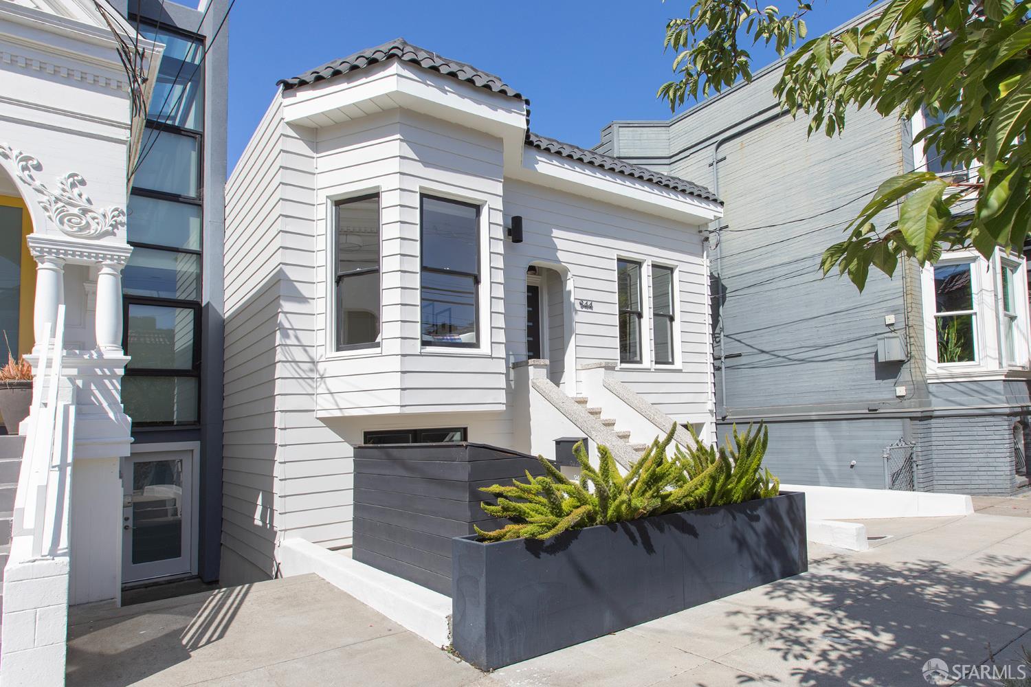 944 Hampshire Street - Photo 3