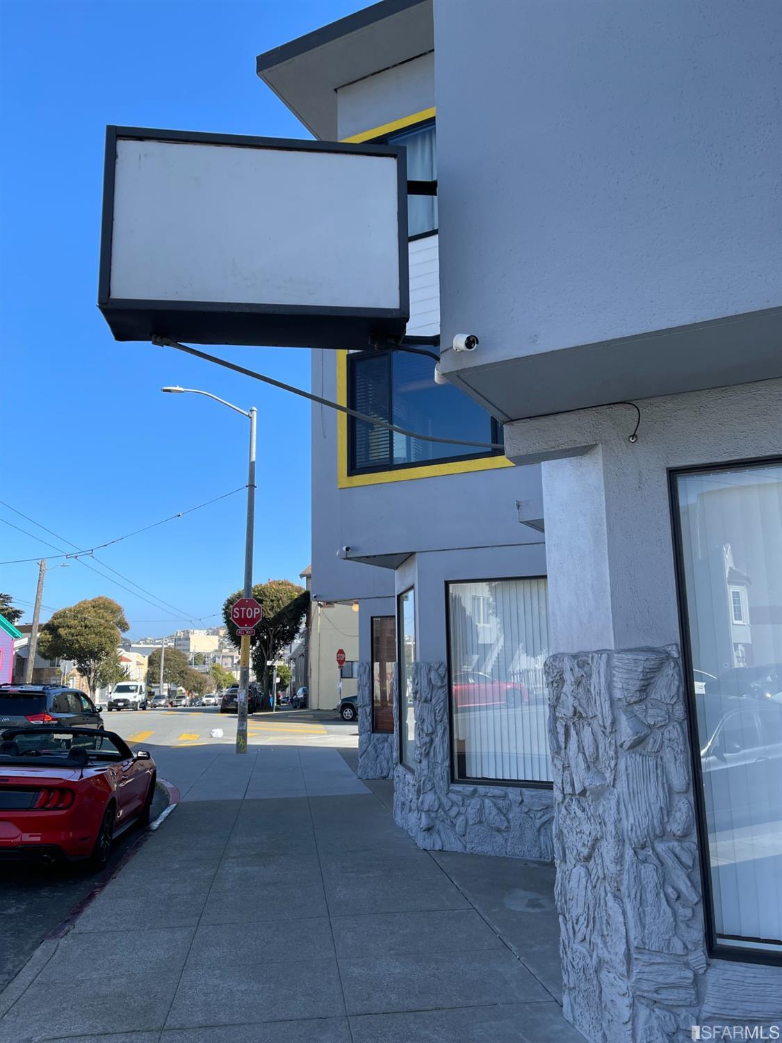 209 Ocean Avenue - Photo 4