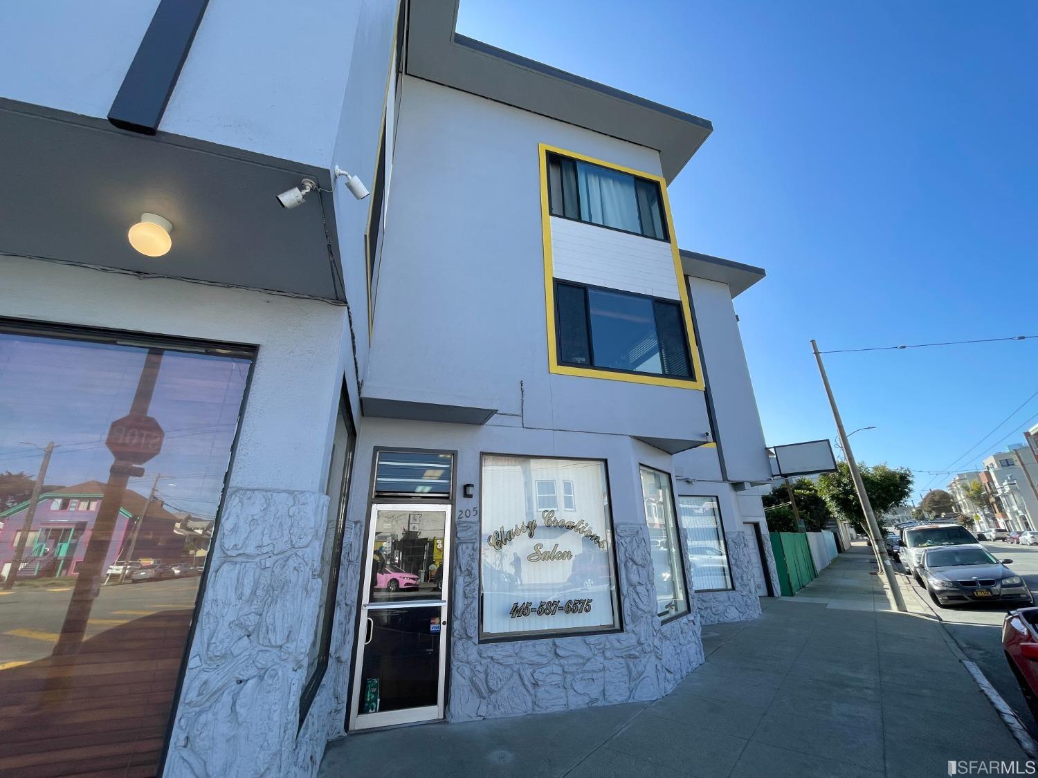 209 Ocean Avenue - Photo 2