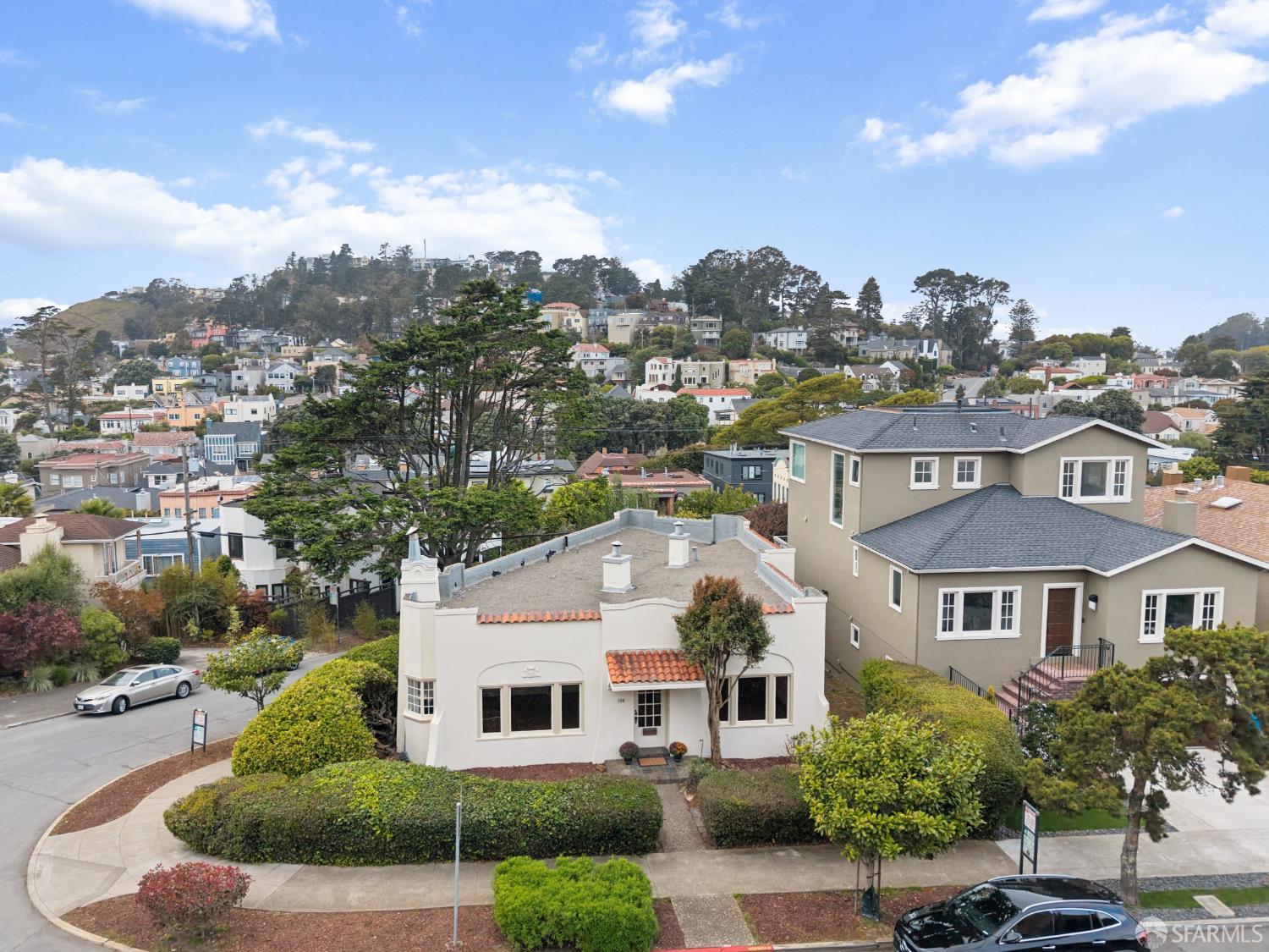 198 Vasquez Avenue - Photo 2