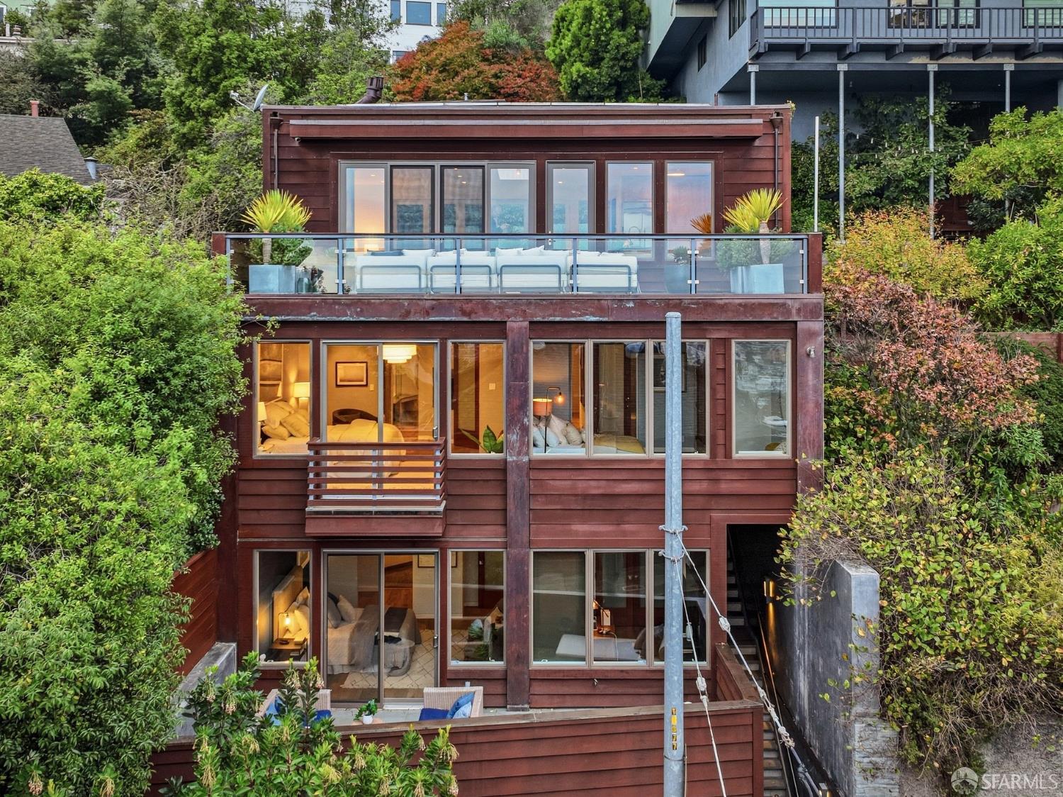 1391 Clayton Street - Photo 2