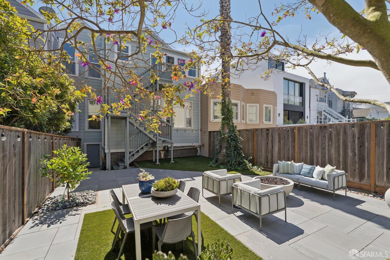 242 Jersey Street - Photo 3