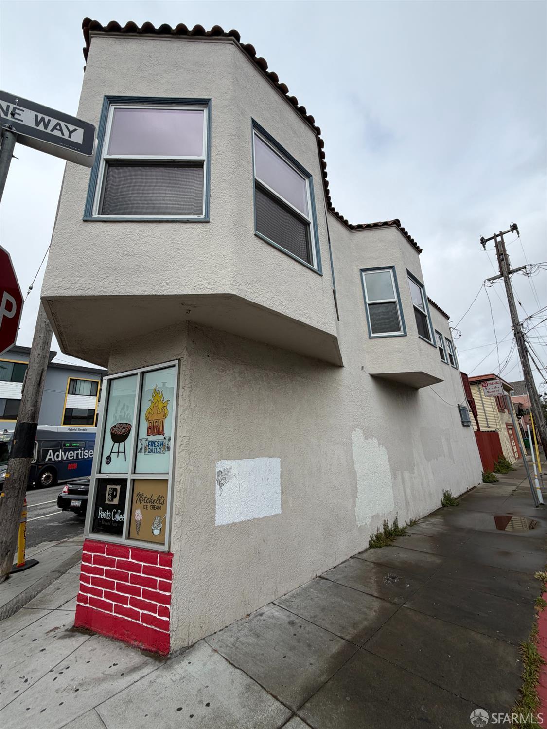 200 Ocean Avenue - Photo 4