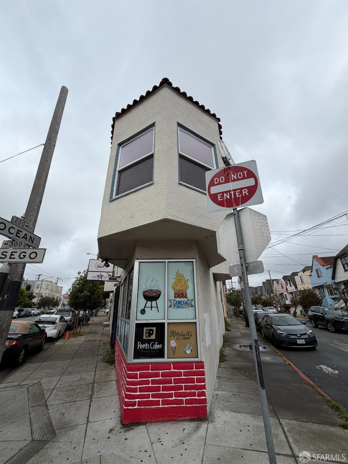 200 Ocean Avenue - Main photo