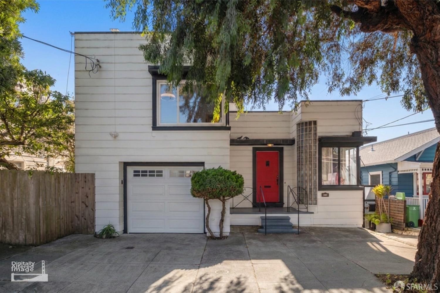 209 Theresa Street - Main photo