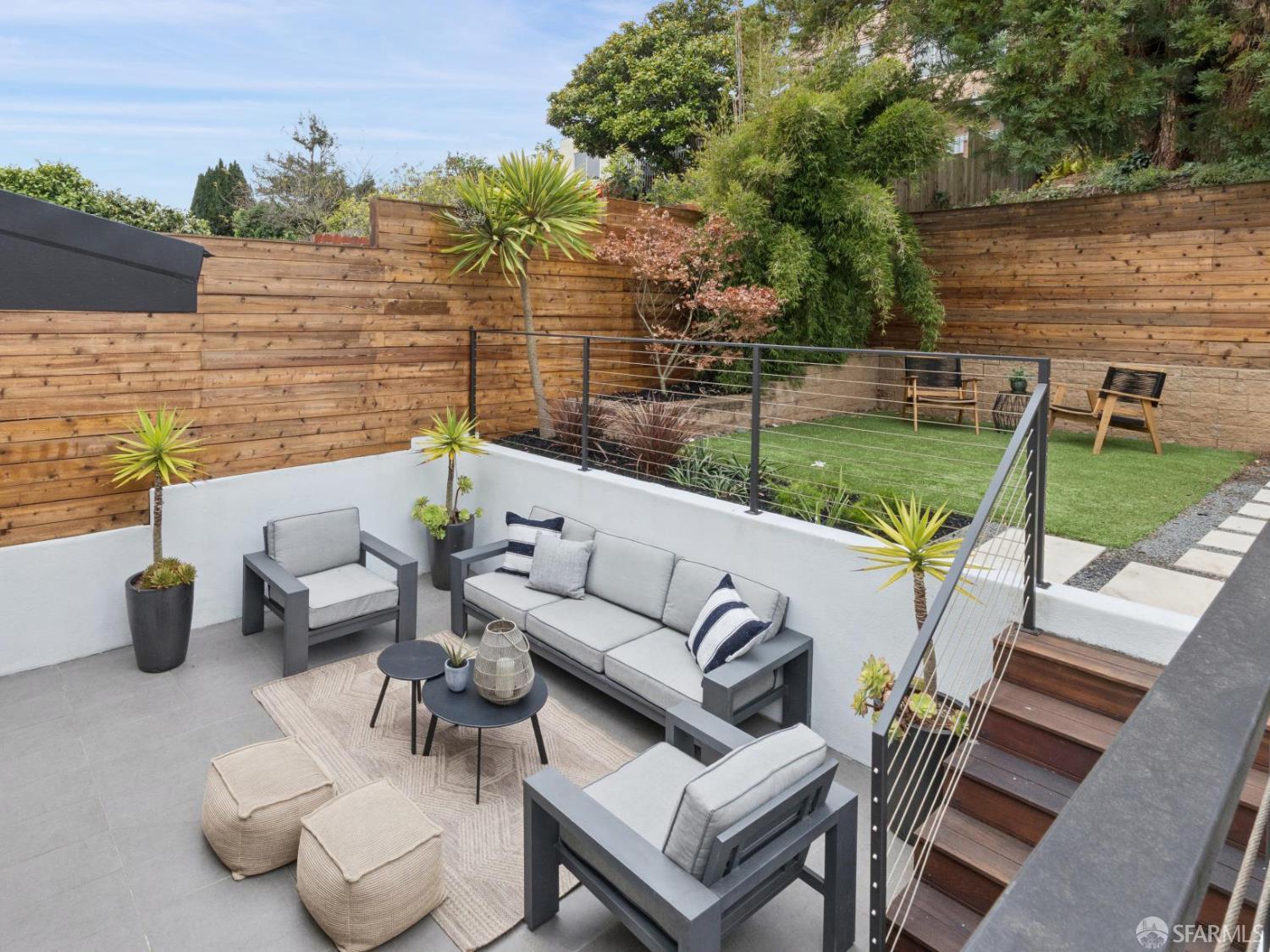 446 Chenery Street - Photo 2