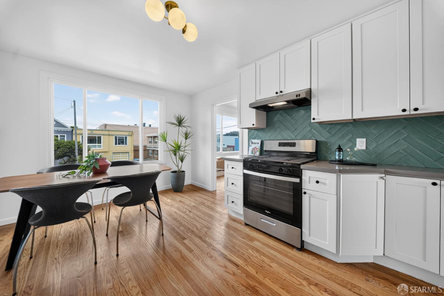 2610 47th Avenue - Photo 3