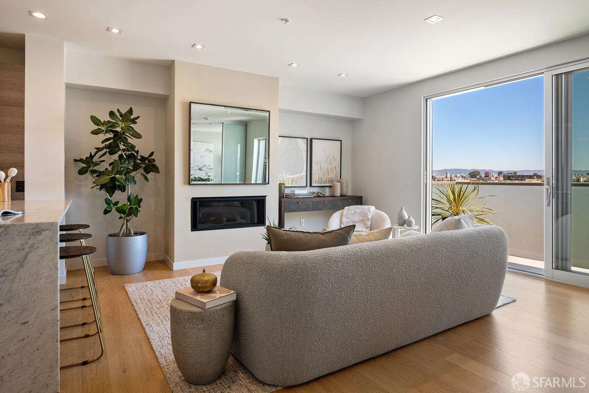 3590 20th Street #505 - Photo 4