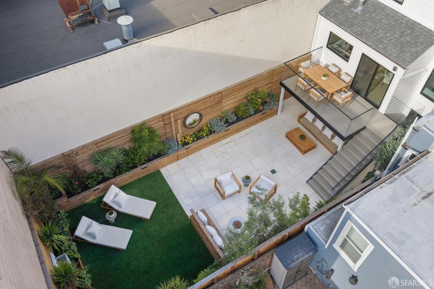 607 6th Avenue - Photo 4
