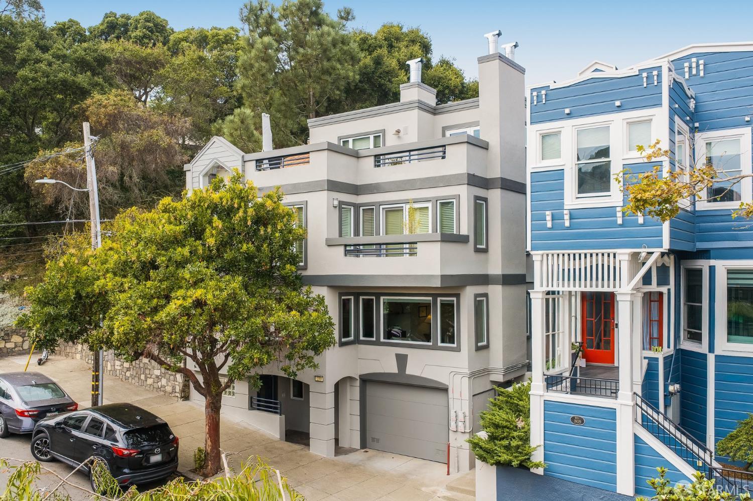 270 Henry Street #101 - Photo 2