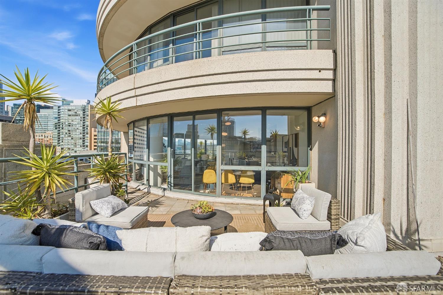 300 3rd Street #1014 - Photo 3