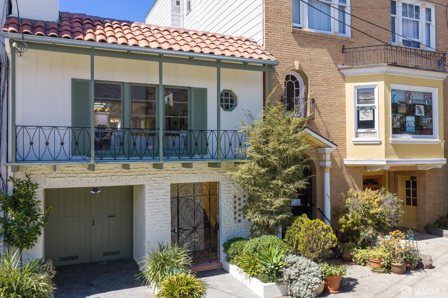 159 21st Avenue - Photo 3