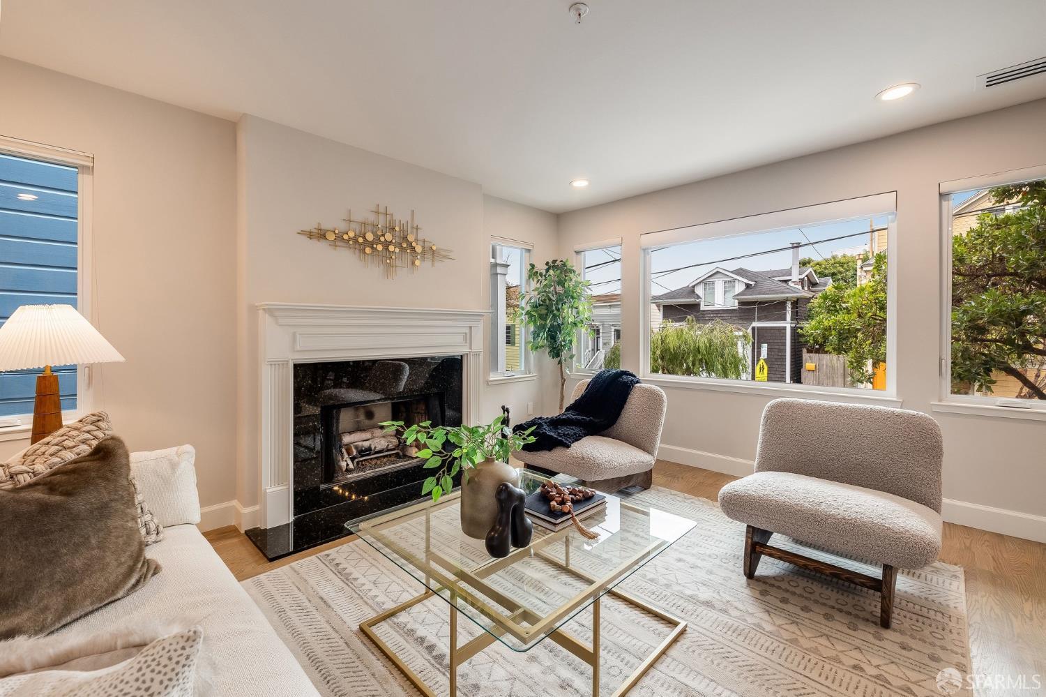 270 Henry Street #101 - Photo 4