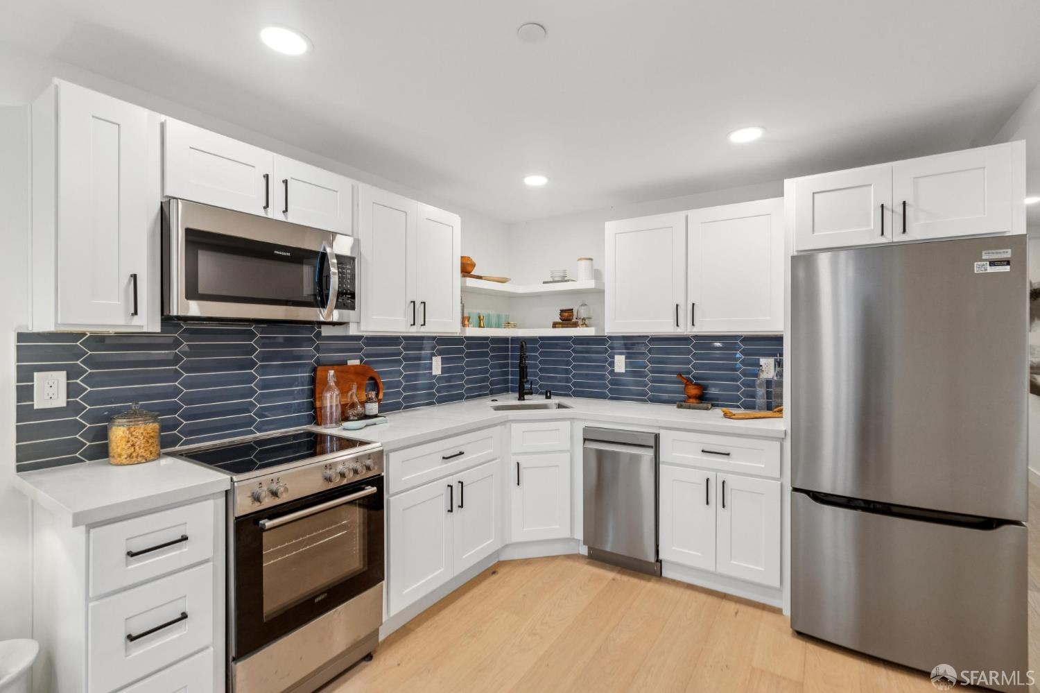 108 Albion Street - Photo 3
