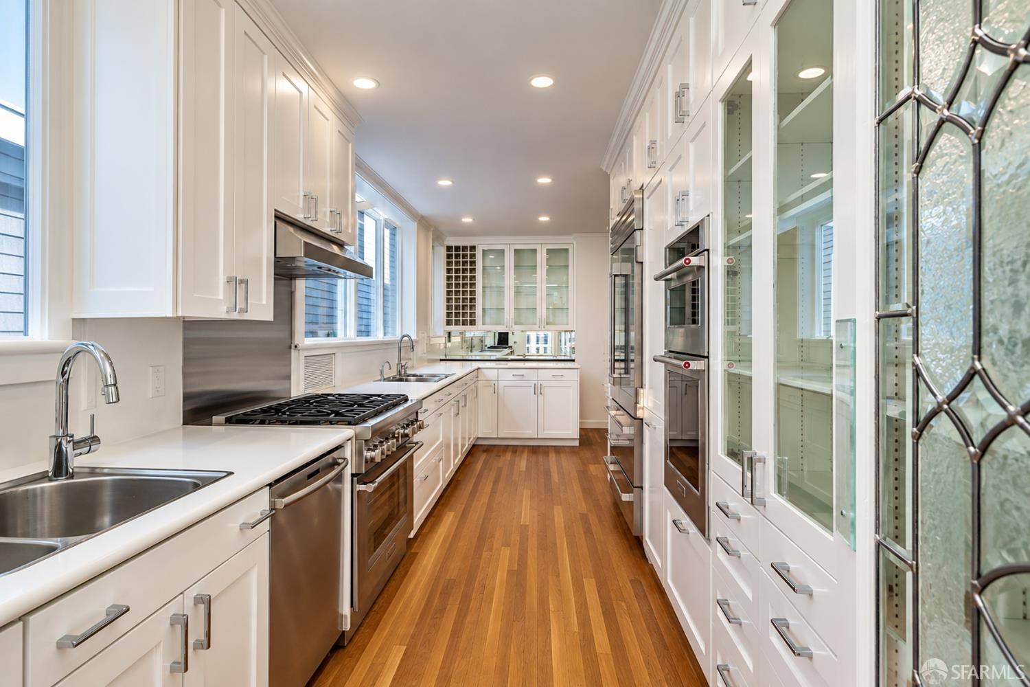 2878 Vallejo Street - Photo 5