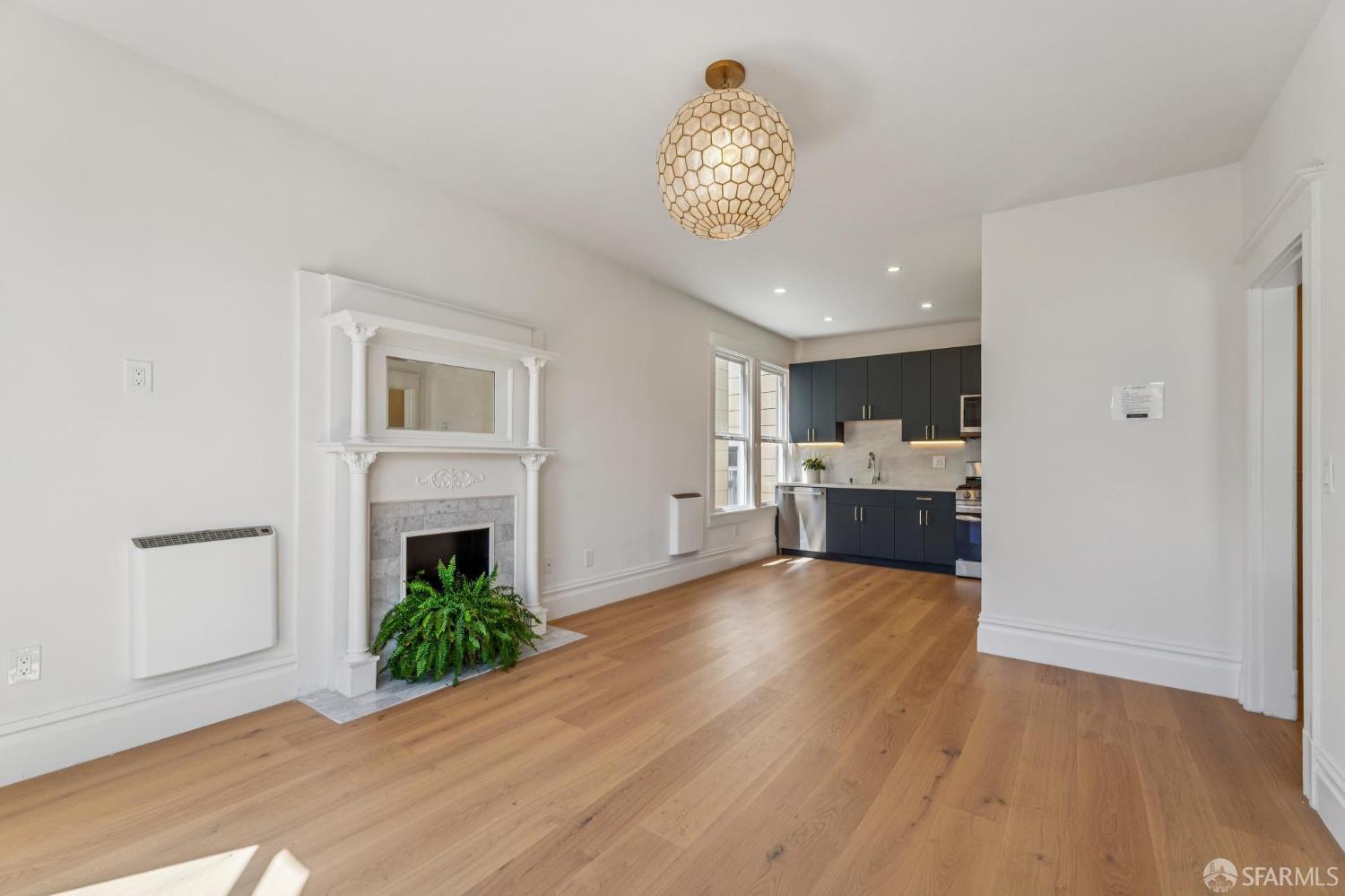 38 Bernard Street - Photo 4