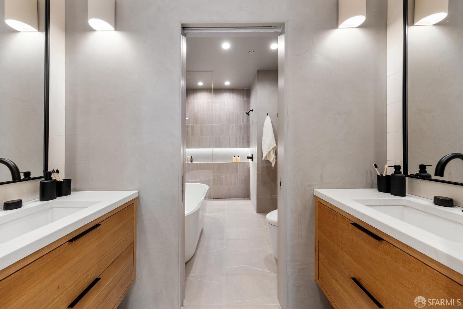 2040 Broadway Street #303 - Photo 3