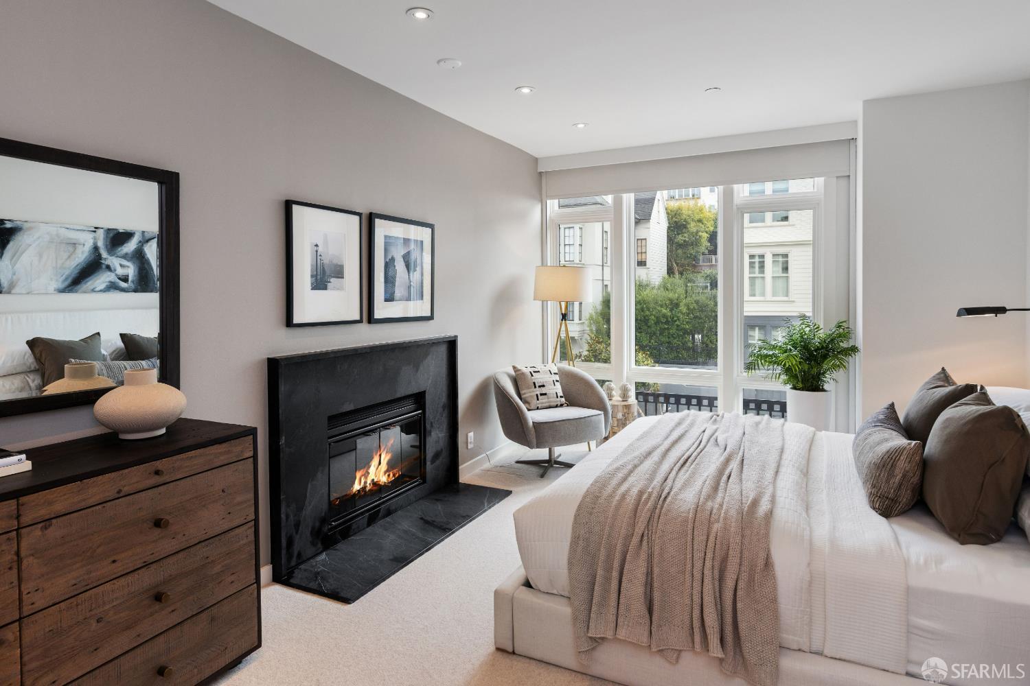2040 Broadway Street #303 - Photo 2
