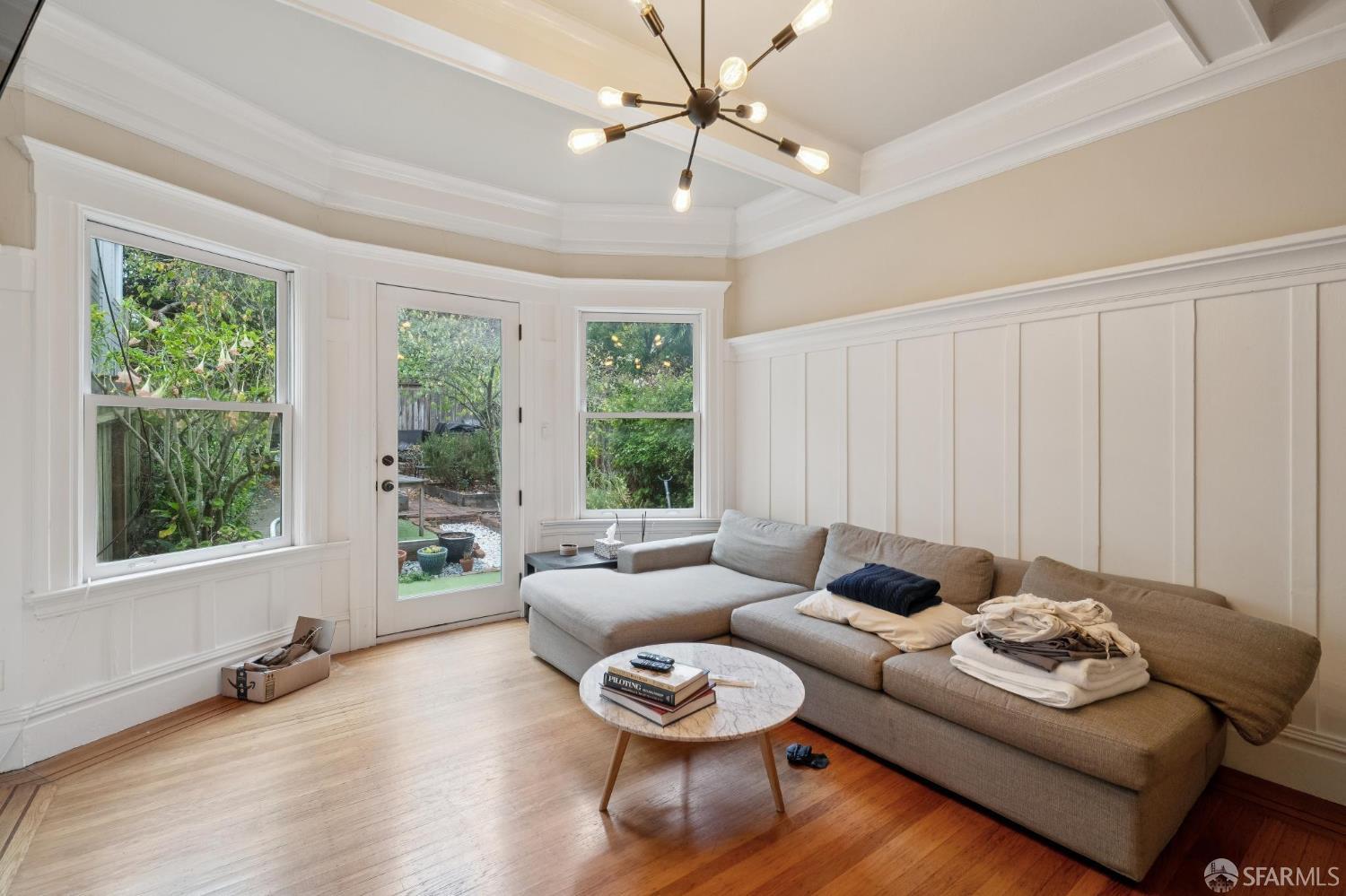 325-329 Webster Street - Photo 3