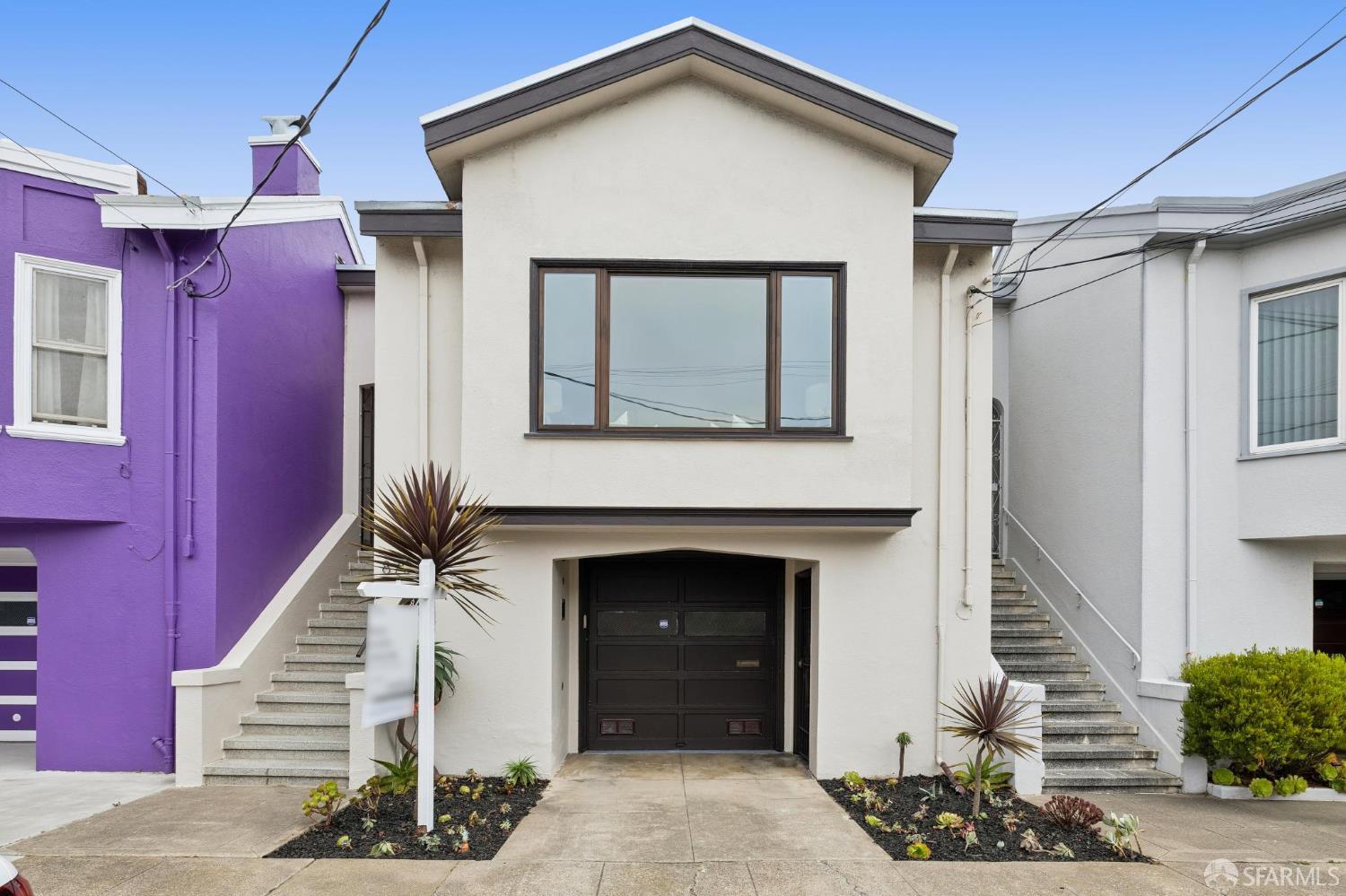 870 42nd Avenue - Photo 3
