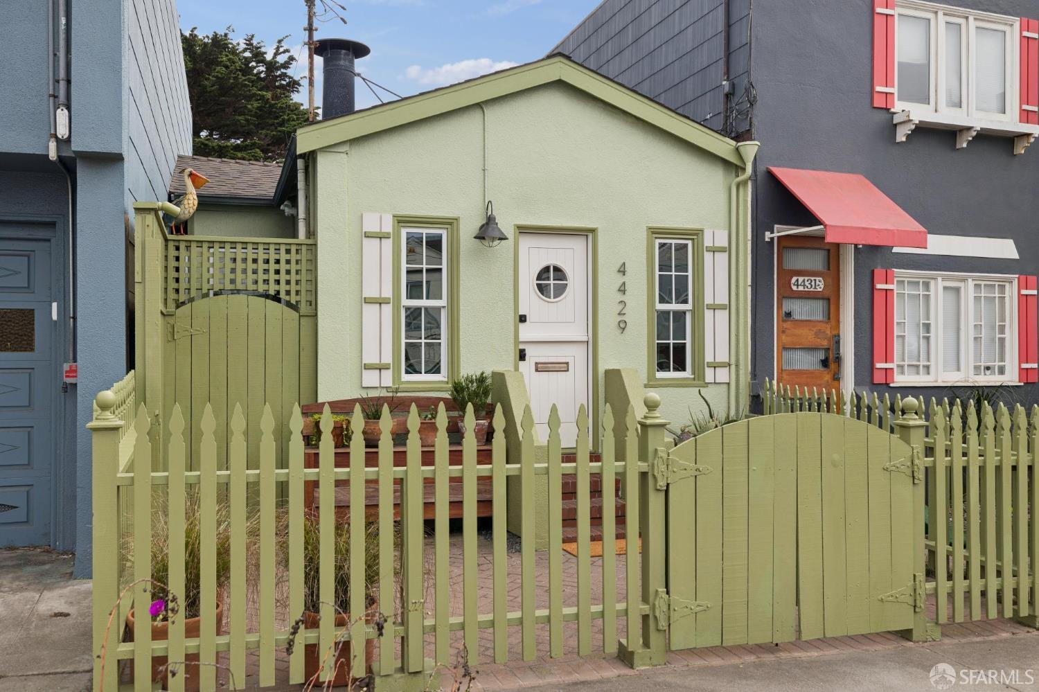 4429 Kirkham Street - Main photo