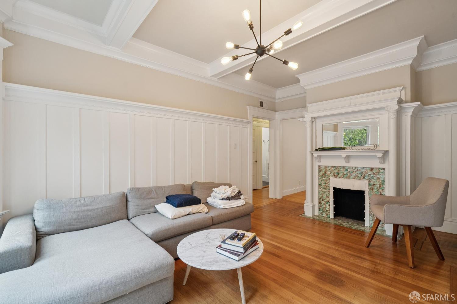 325-329 Webster Street - Photo 5