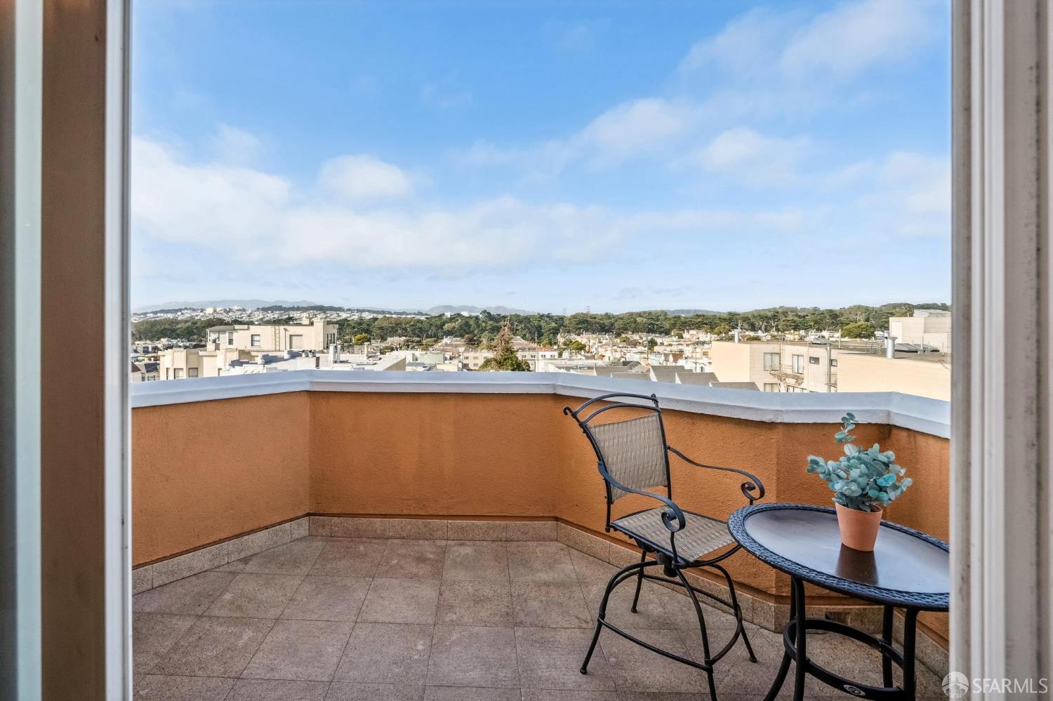 1408 31st Avenue #405 - Photo 2