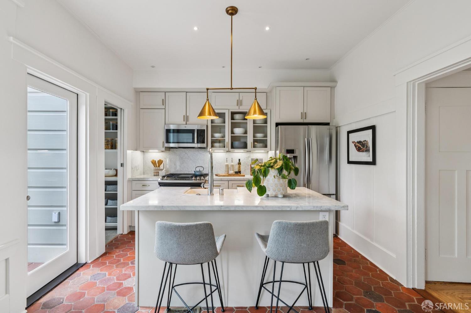 1386 7th Avenue - Photo 4