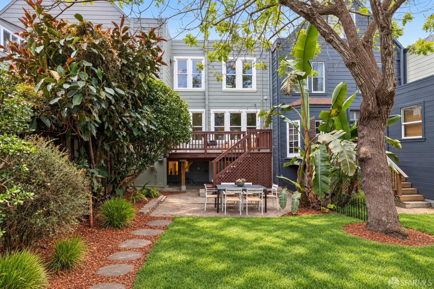 1386 7th Avenue - Photo 2