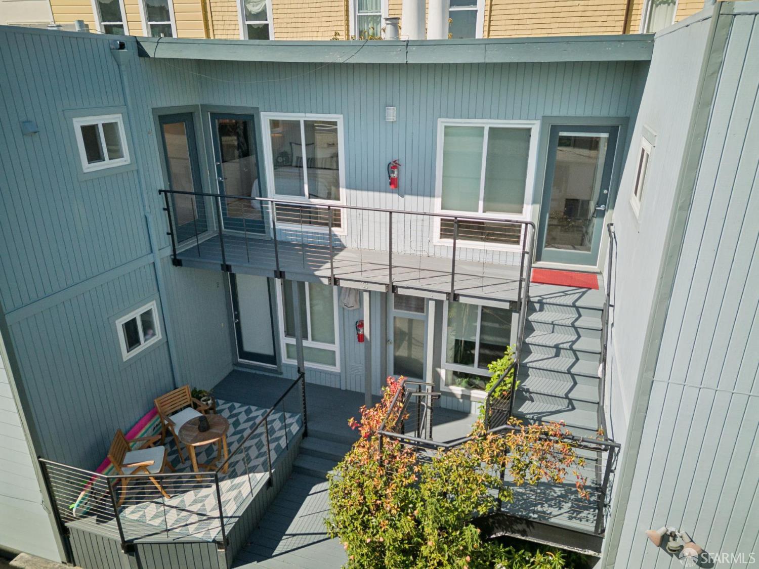 30 Fair Oaks Street - Photo 3