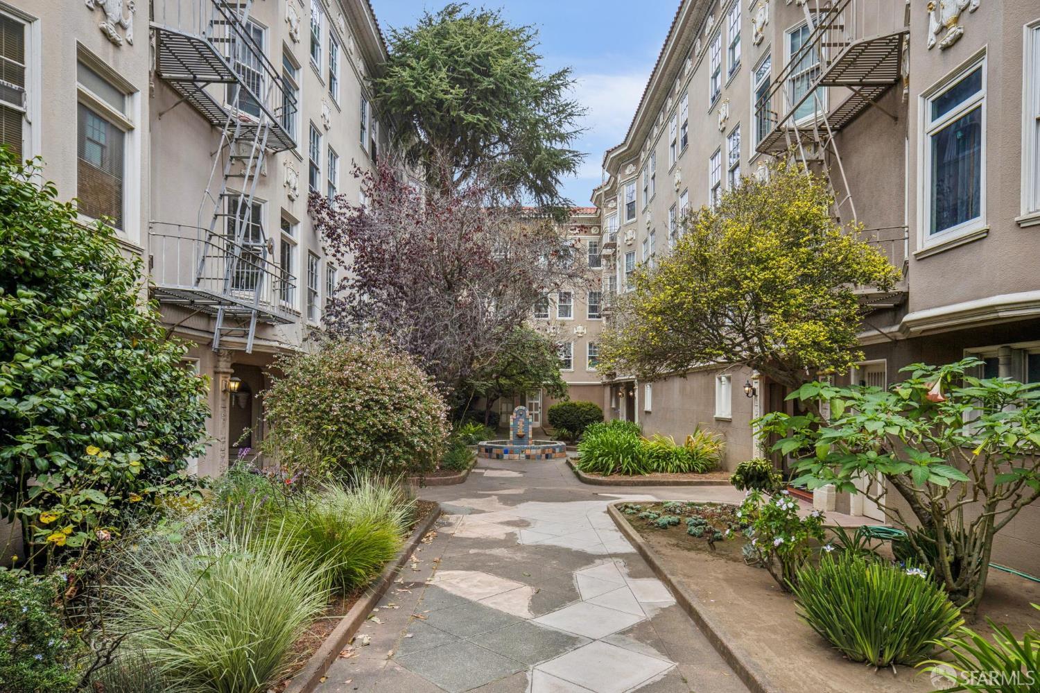 2040 Fell Street #2 - Photo 4