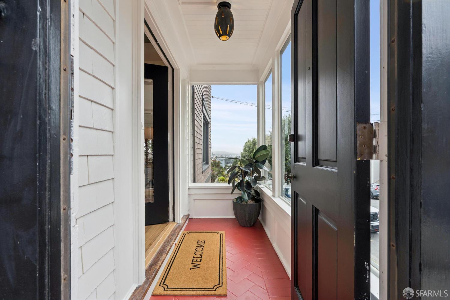 400 40th Avenue - Photo 3