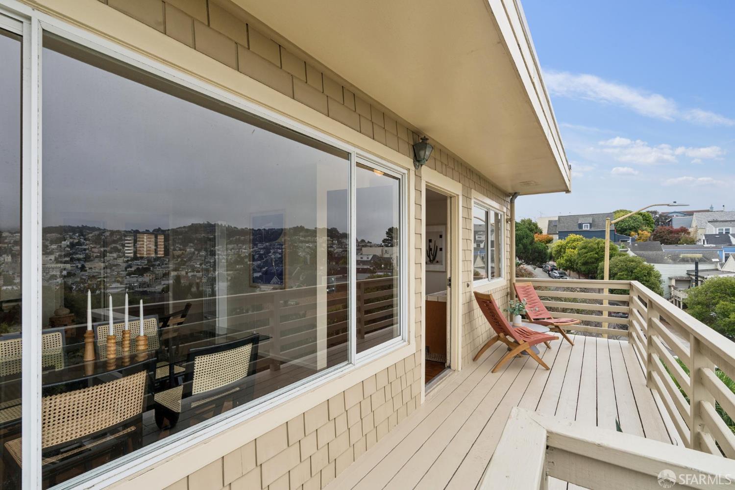 305 Virginia Avenue - Photo 2