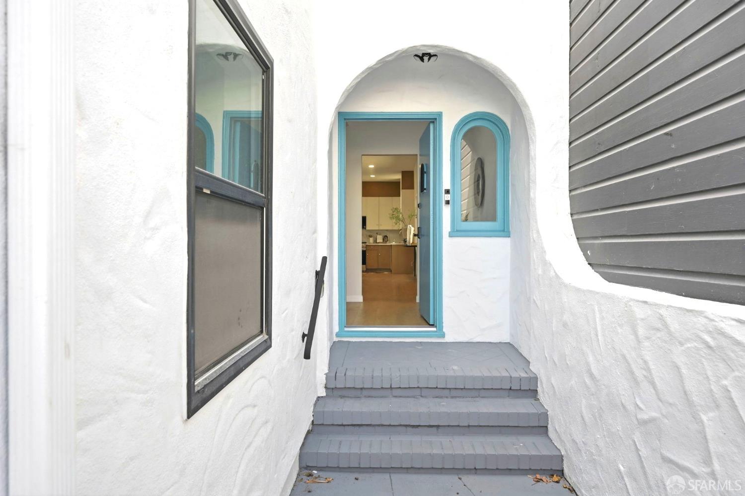 137 Arleta Avenue - Photo 3
