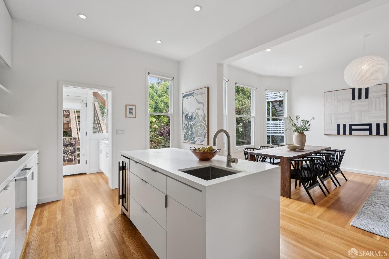 557 Dolores Street - Photo 3