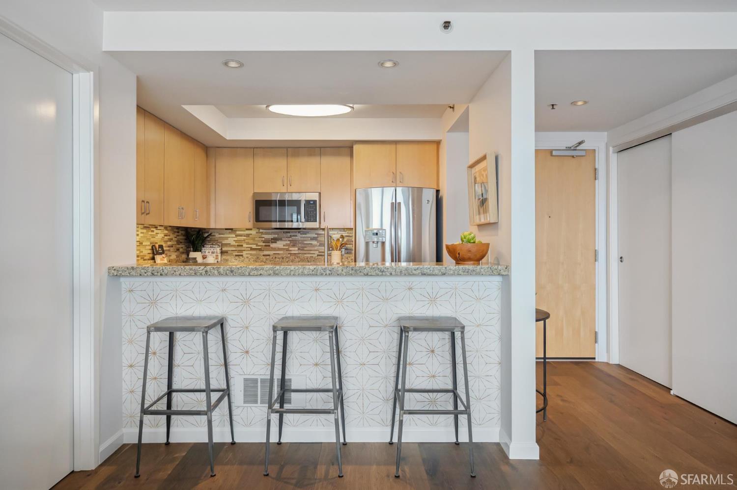 750 Van Ness Avenue #PH 4 - Photo 5