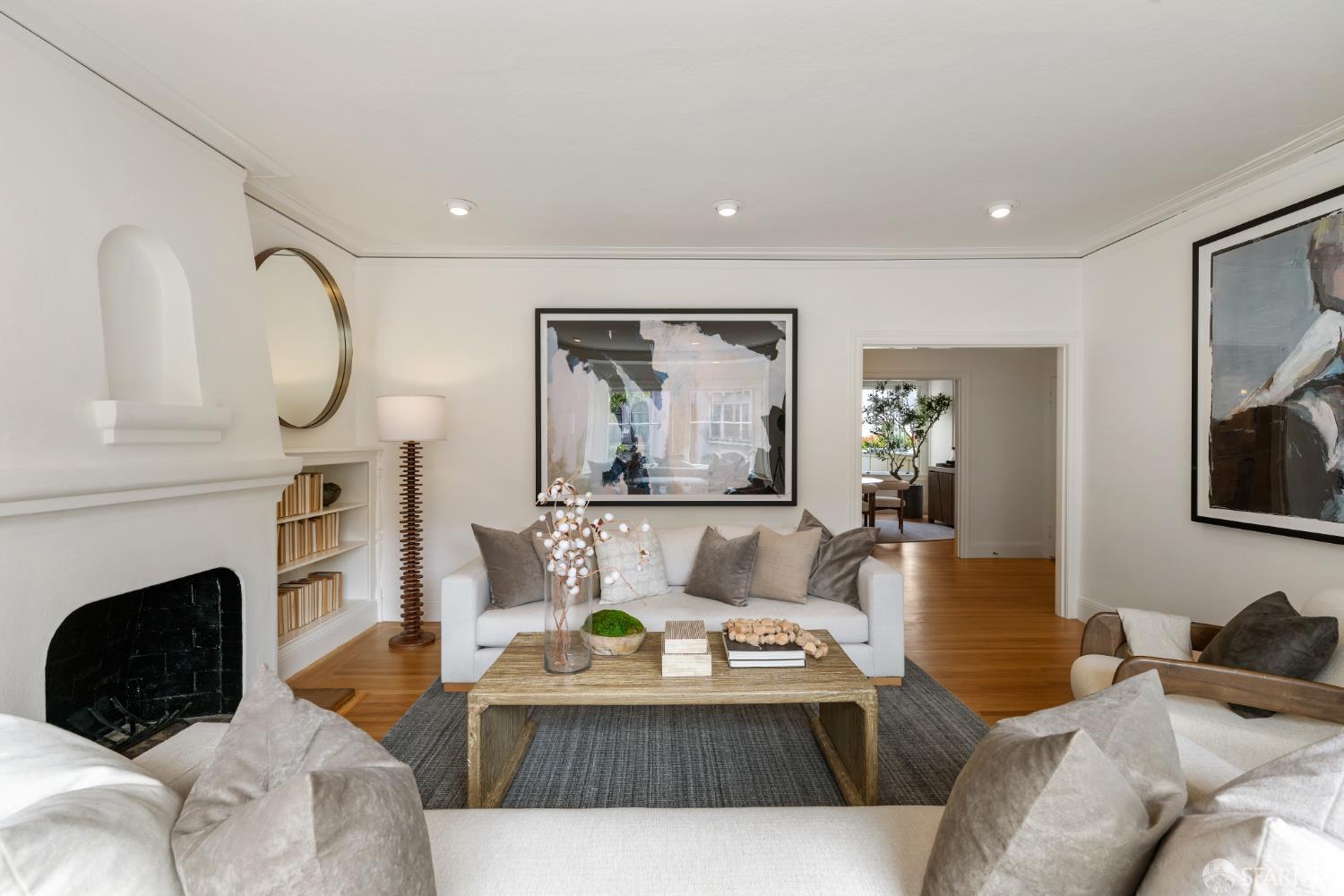 162 Cervantes Boulevard - Photo 5