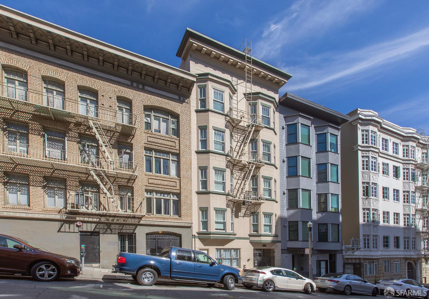 830 Hyde Street - Photo 2