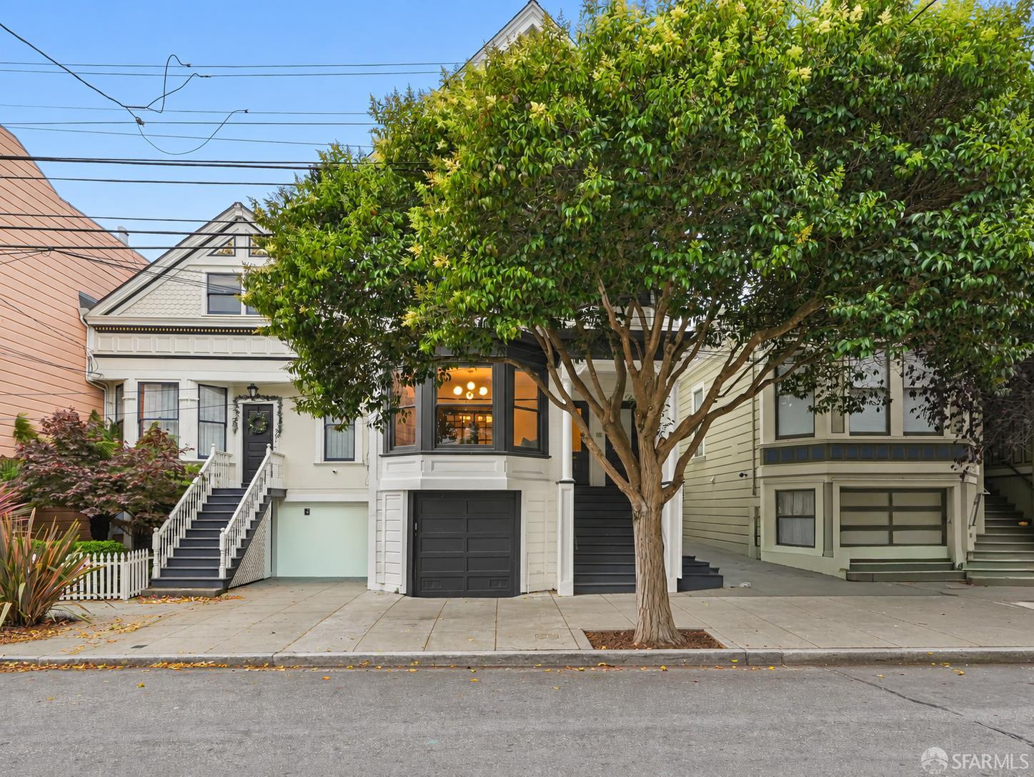 171 27th Street - Photo 2