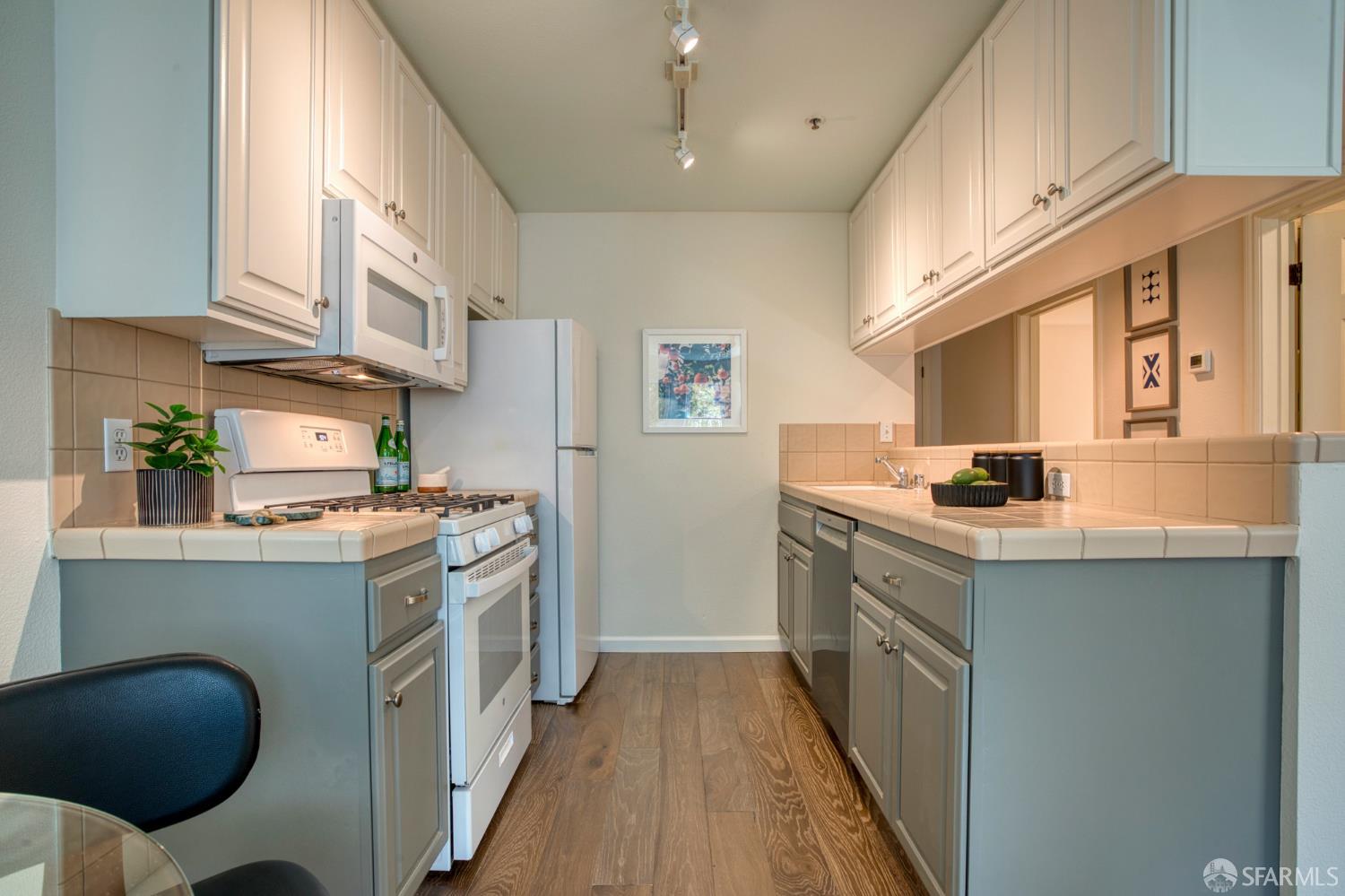 734 14th Street #2 - Photo 5