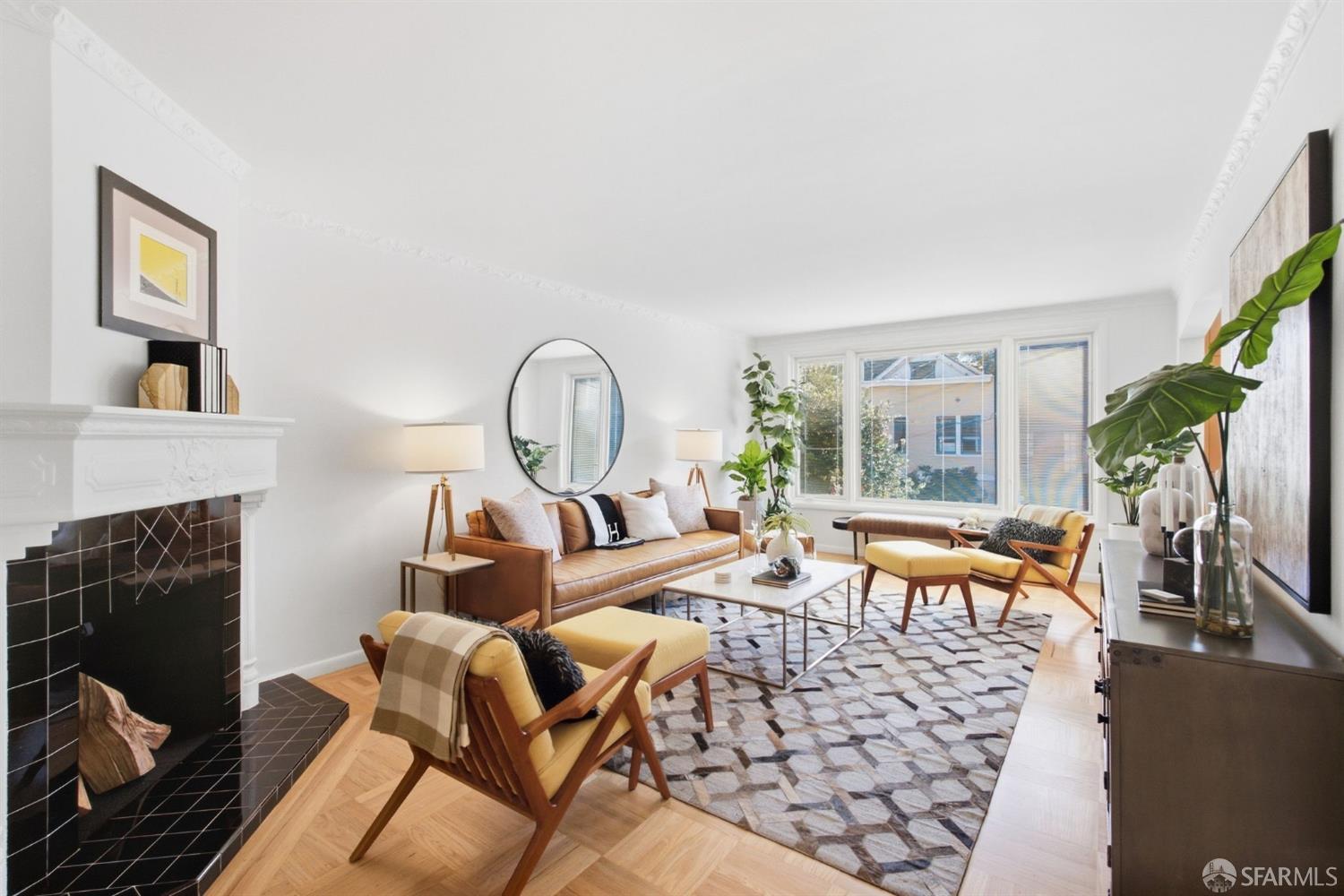 484 29th Street - Photo 2
