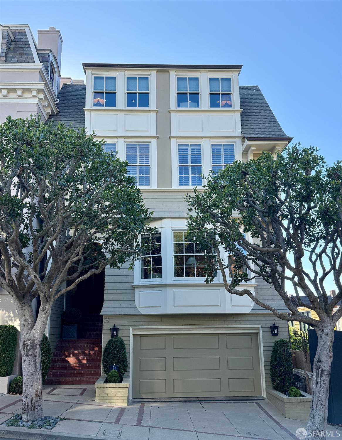 33 Walnut Street - Photo 3