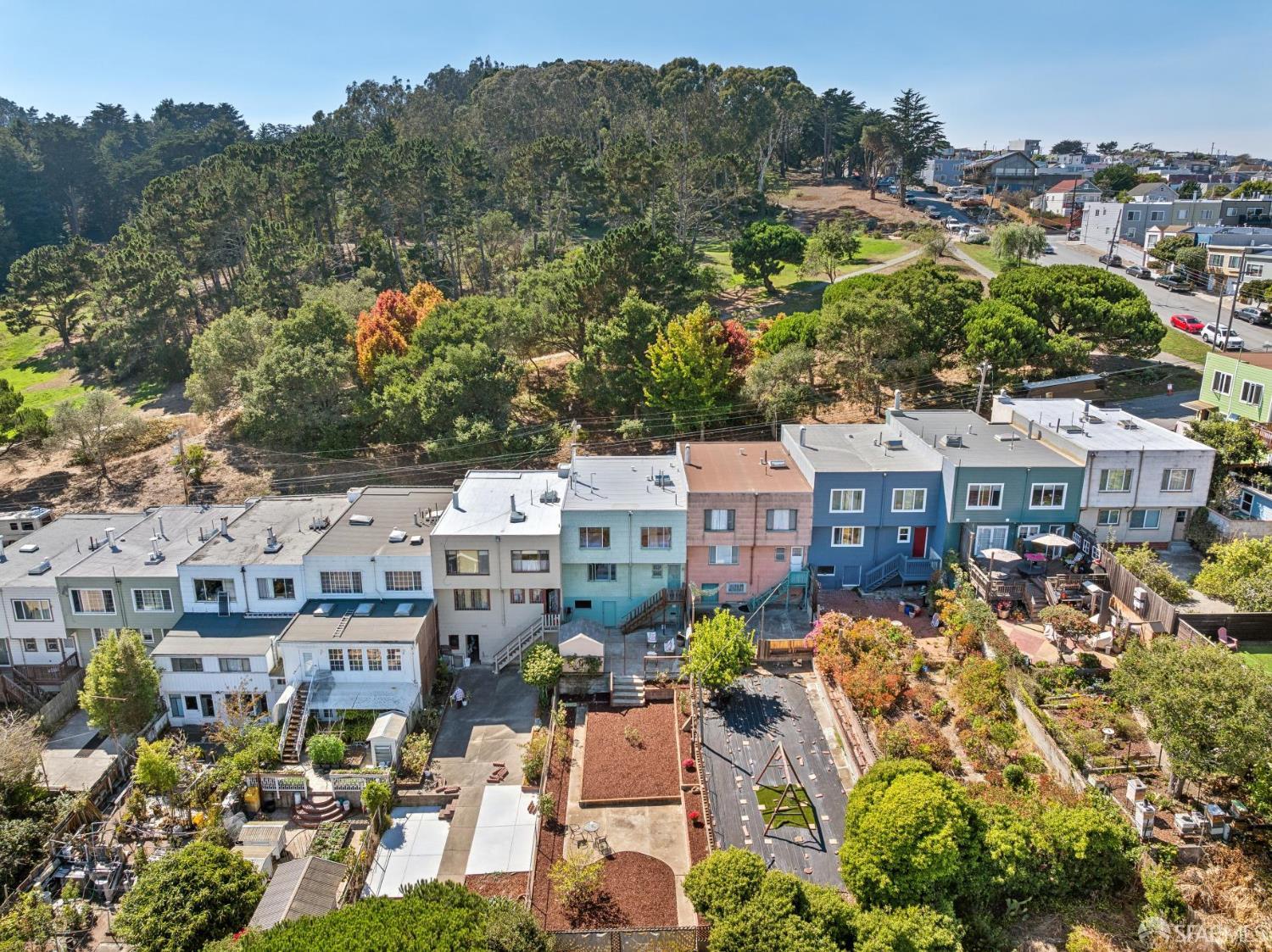 443 Harvard Street - Photo 3